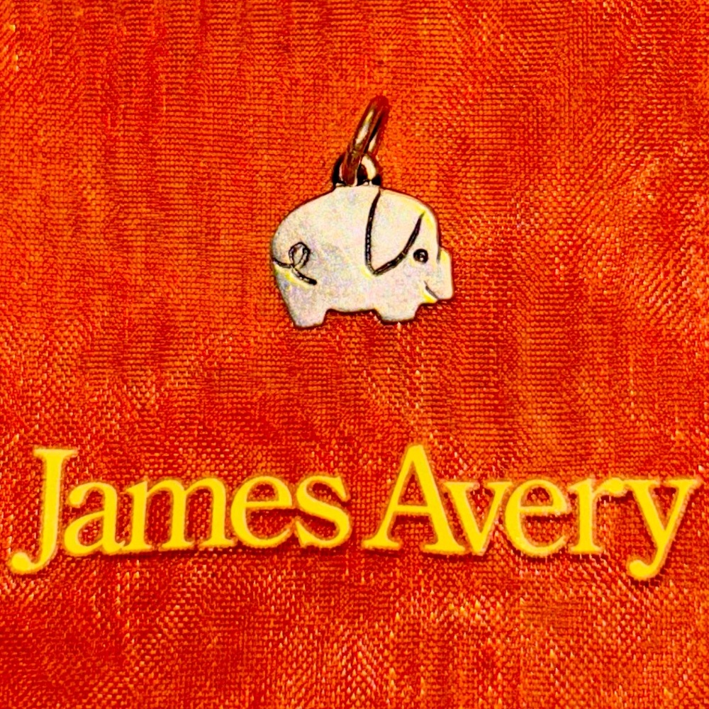 Retired VHTF James Avery Pig Charm
